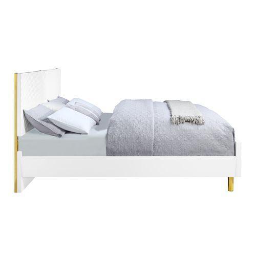 Gaines Eastern King Bed, White