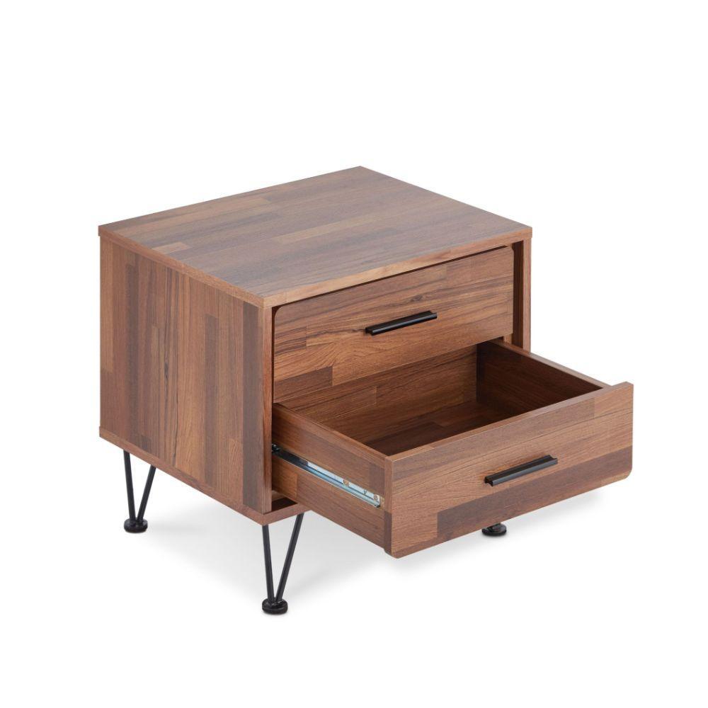 Deoss Accent Table, Walnut Finish