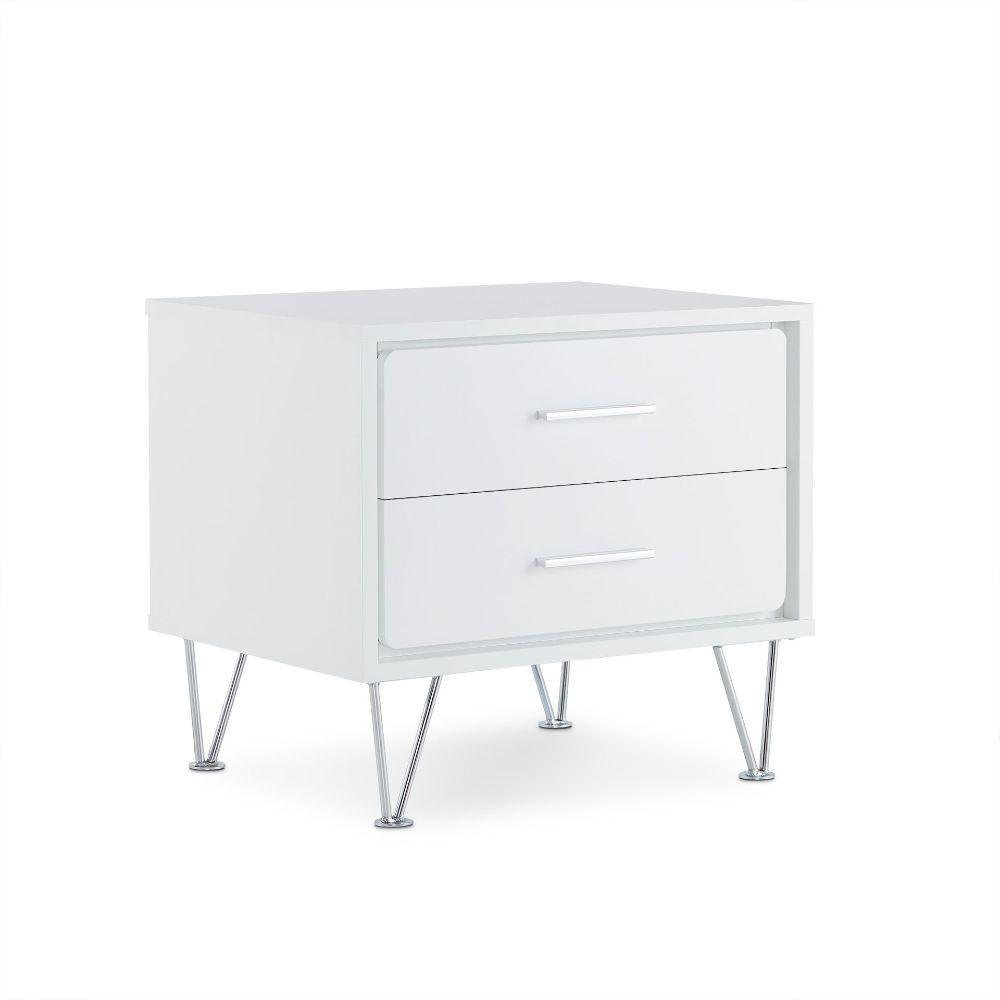 Deoss Accent Table, White Finish