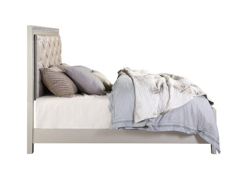 ACME Sliverfluff Queen Bed, PU & Champagne Finish