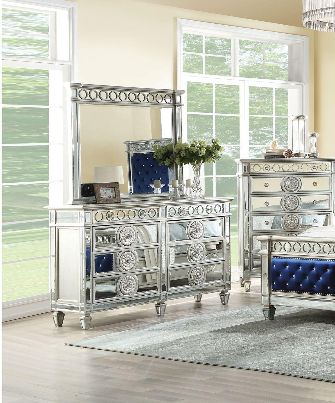 ACME Varian Dresser, Mirrored